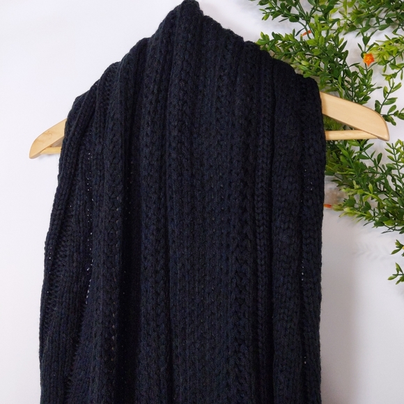 🌿TREASURE AND BOND KNIT SCARF🌿 - Picture 2 of 5